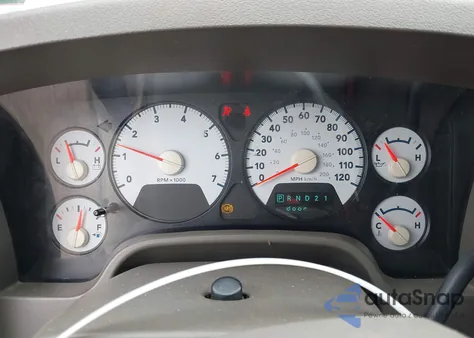 2008 Dodge Ram 1500 Sxt/Slt z USA, uszkodzony, nr VIN 3D7KS19D48G227526